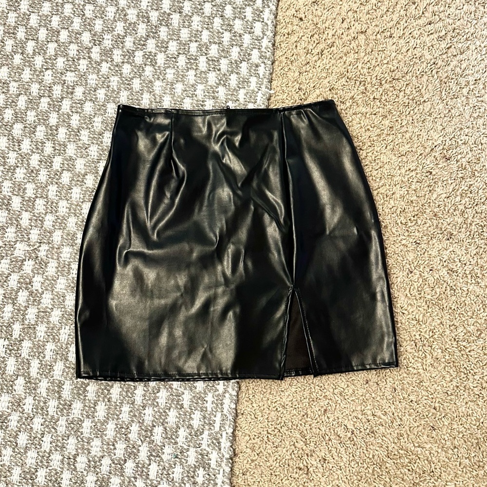 Windsor black faux leather skirt
